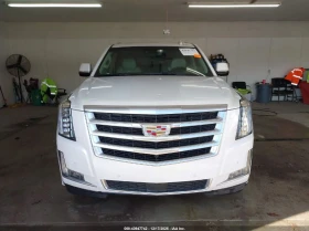 Cadillac Escalade LUXURY