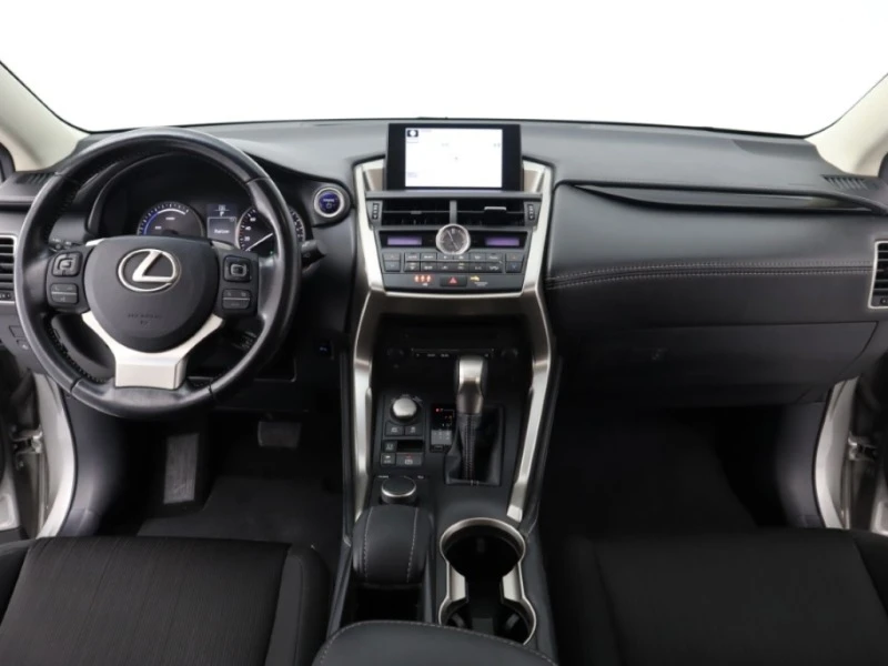 Lexus NX 300h, снимка 13 - Автомобили и джипове - 48322746