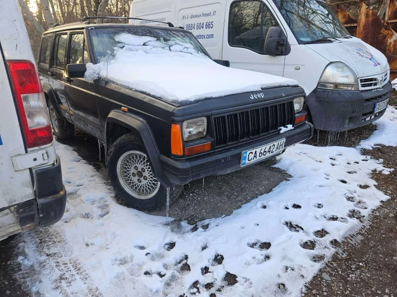 Jeep Cherokee, снимка 2 - Автомобили и джипове - 49386663