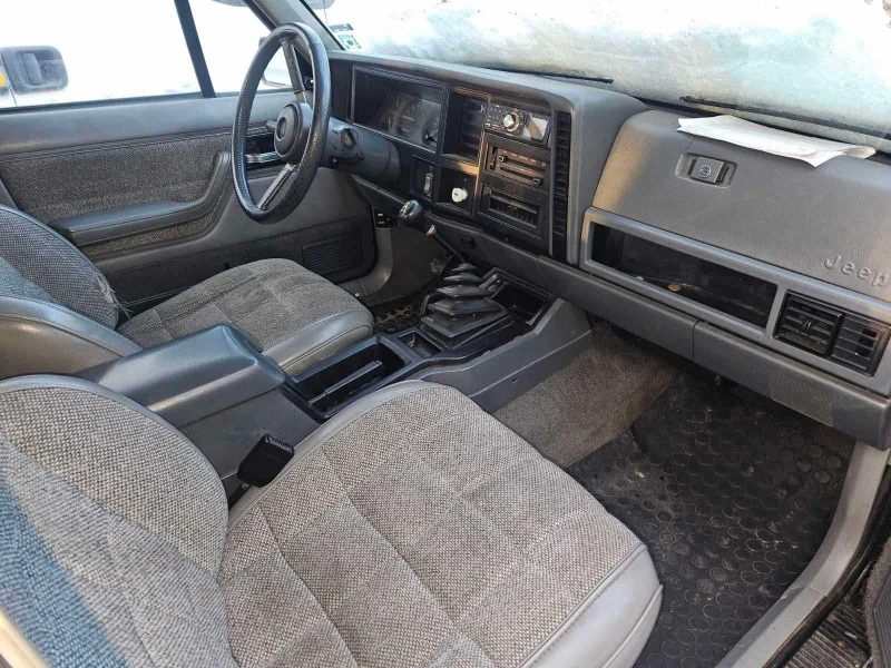 Jeep Cherokee, снимка 6 - Автомобили и джипове - 49386663