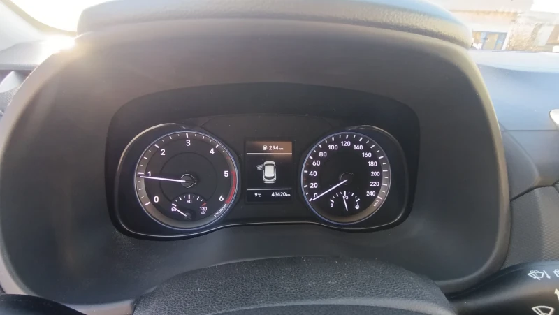 Hyundai Kona 1.6 D 43000km, снимка 9 - Автомобили и джипове - 52742703