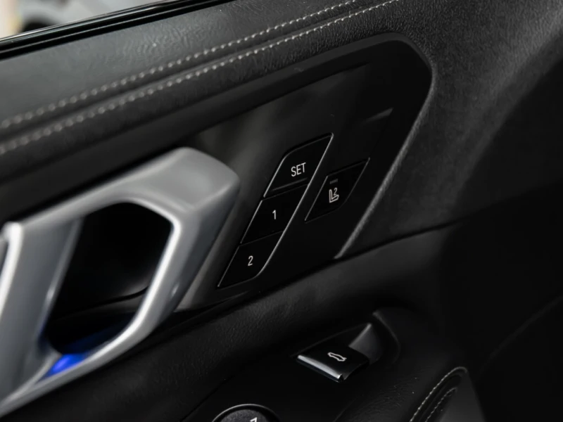 BMW X5 * АВТО КРЕДИТ* ЦЕНА ДО БГ * СЕРВИЗНА ИСТОРИЯ * , снимка 14 - Автомобили и джипове - 52908547