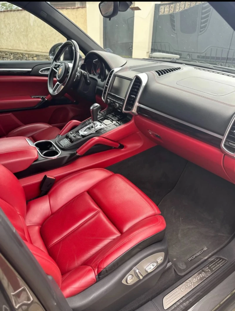 Porsche Cayenne 4.2 TDI* FACE* GTS PACK* ТЕГЛИЧ* , снимка 6 - Автомобили и джипове - 53030704