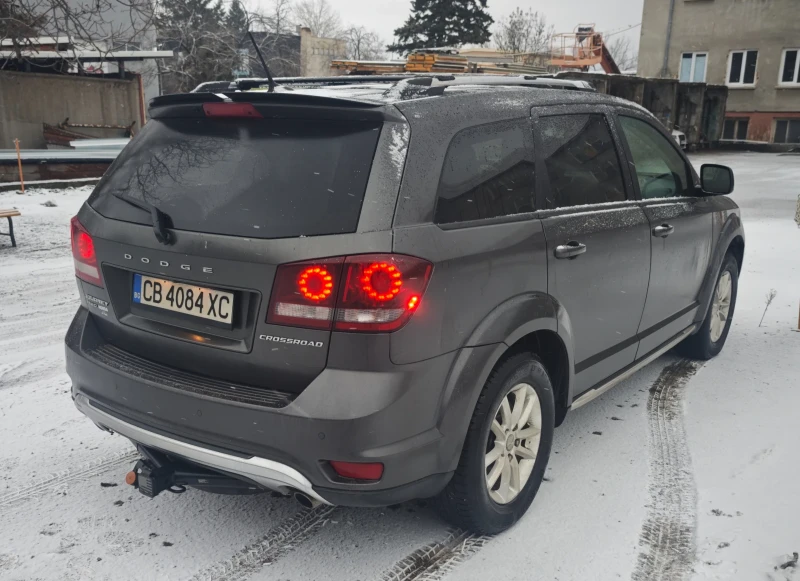 Dodge Journey 3.6 Crossroad, снимка 3 - Автомобили и джипове - 53060695