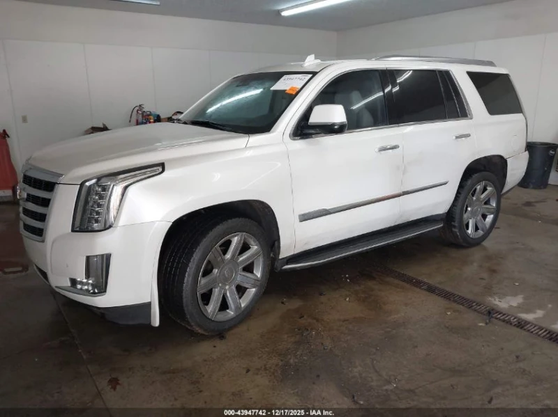 Cadillac Escalade LUXURY, снимка 3 - Автомобили и джипове - 53275341
