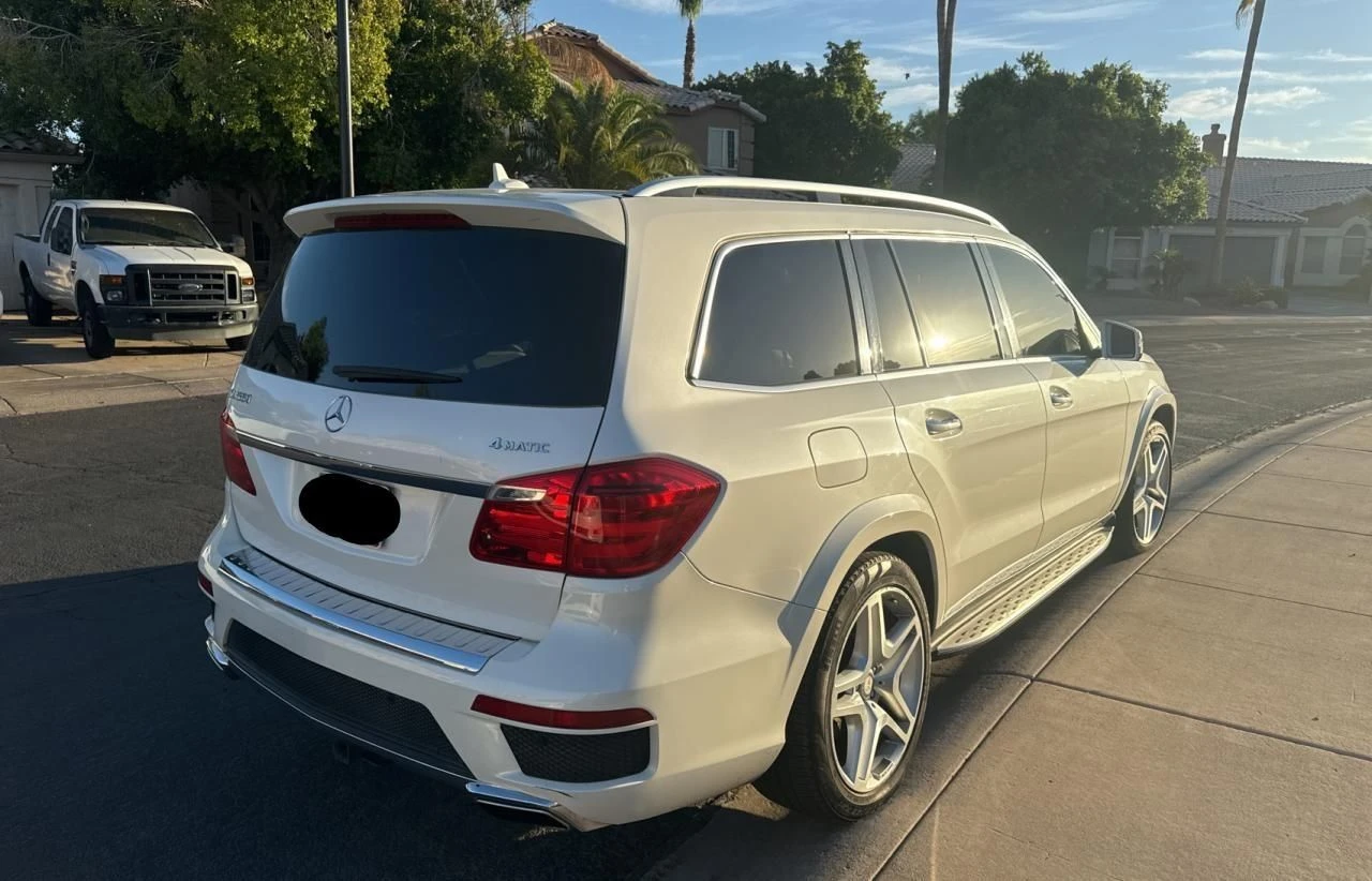 Mercedes-Benz GL 55 AMG  - изображение 4