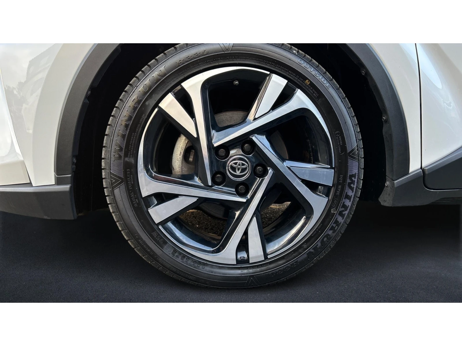 Toyota C-HR    490 . | Mobile.bg   16