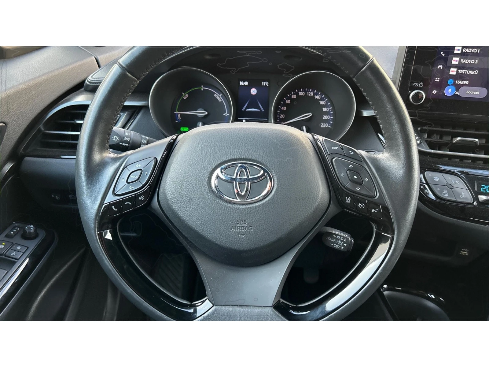 Toyota C-HR    490 . | Mobile.bg   13