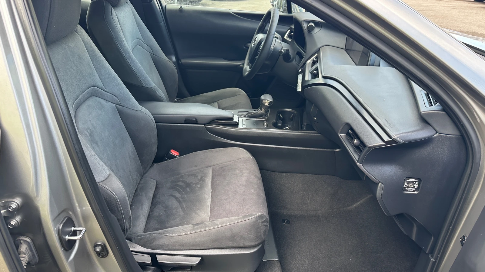 Lexus UX 250h Hybrid �������� | Mobile.bg � ����������� 11