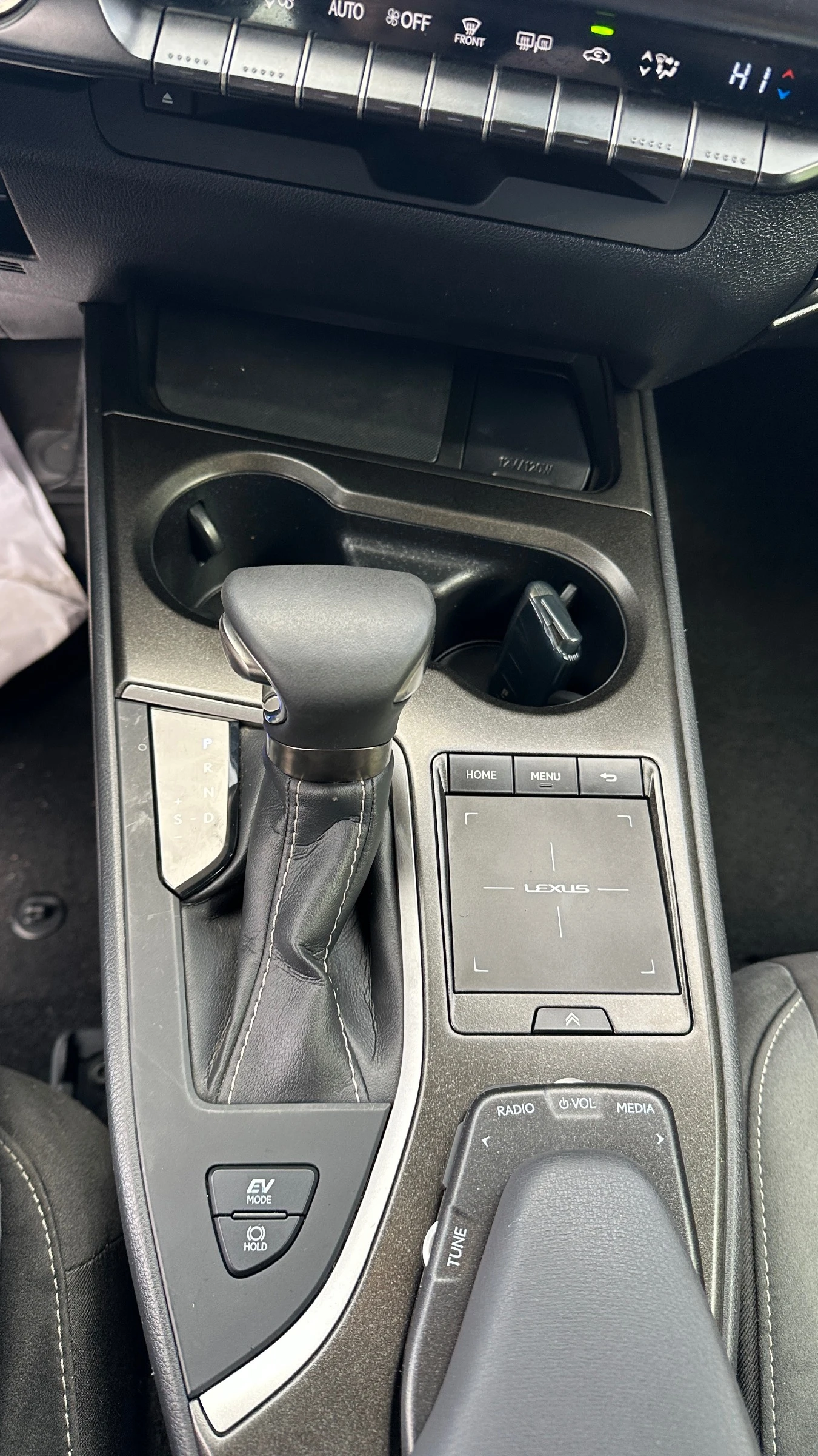 Lexus UX 250h Hybrid �������� | Mobile.bg � ����������� 16