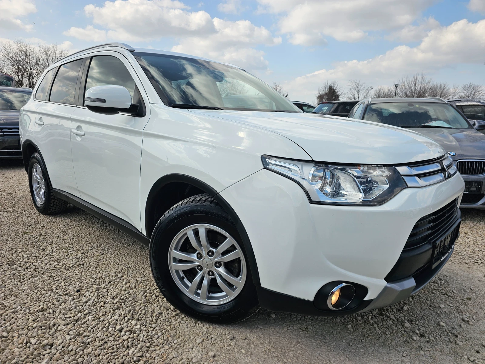Mitsubishi Outlander 2.2DI-D, 150к.с., 4х4 , снимка 3 - Автомобили и джипове - 53880505