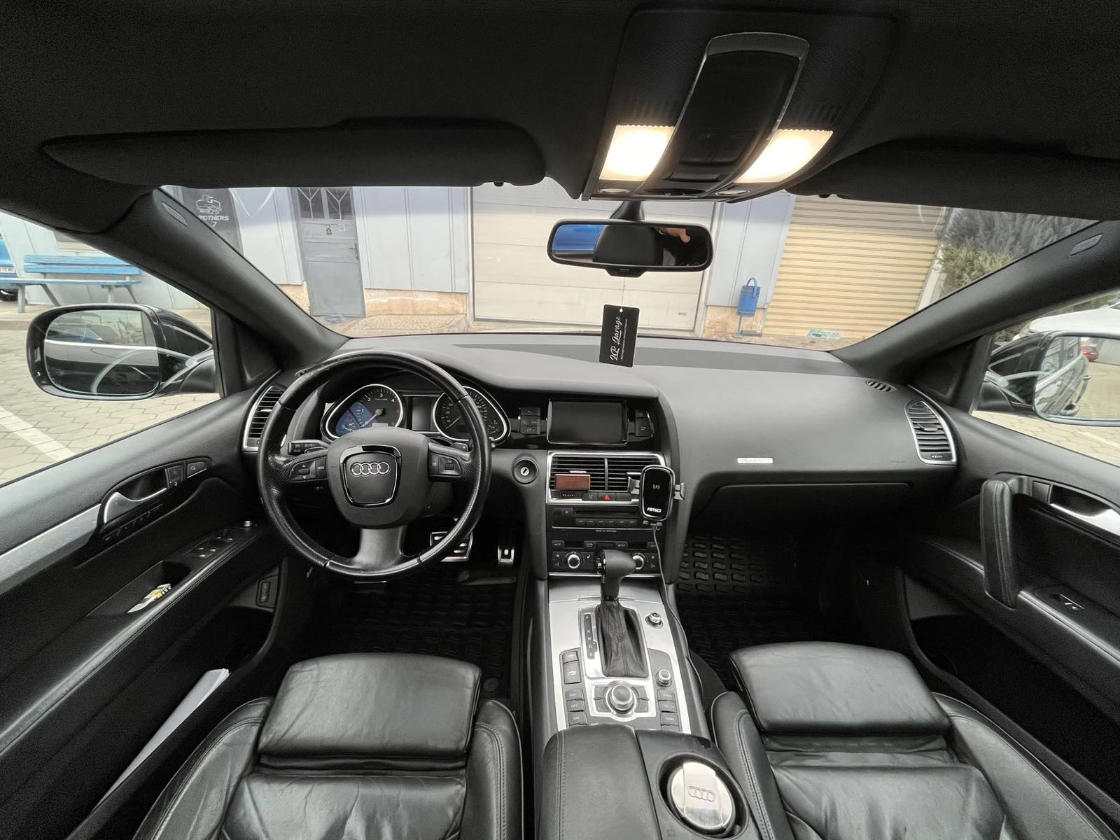 Audi Q7 INDIVIDUAL, снимка 12 - Автомобили и джипове - 53952595