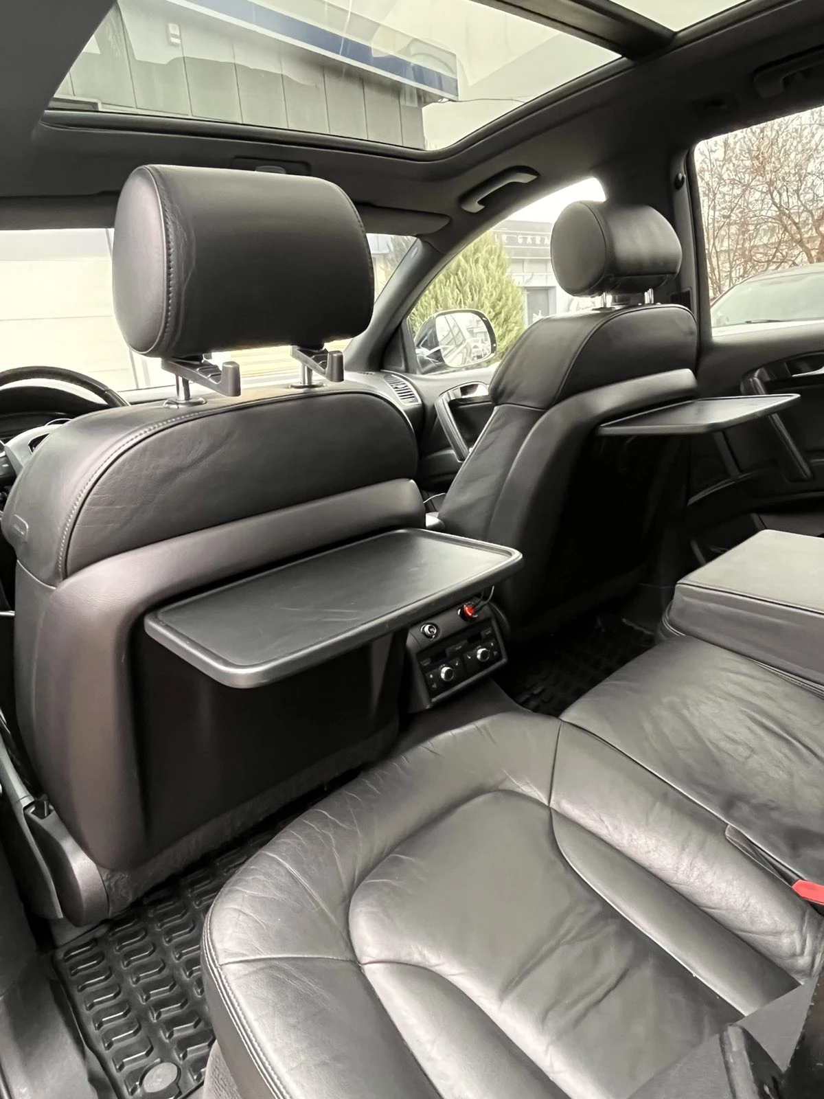 Audi Q7 INDIVIDUAL, снимка 10 - Автомобили и джипове - 53952595