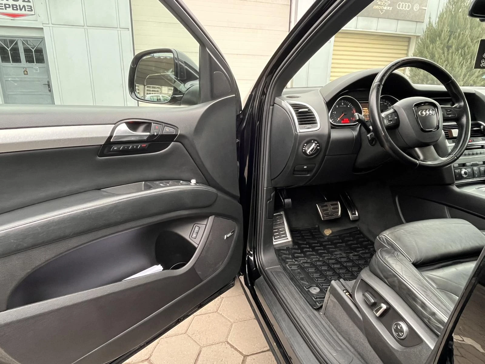 Audi Q7 INDIVIDUAL, снимка 9 - Автомобили и джипове - 53952595