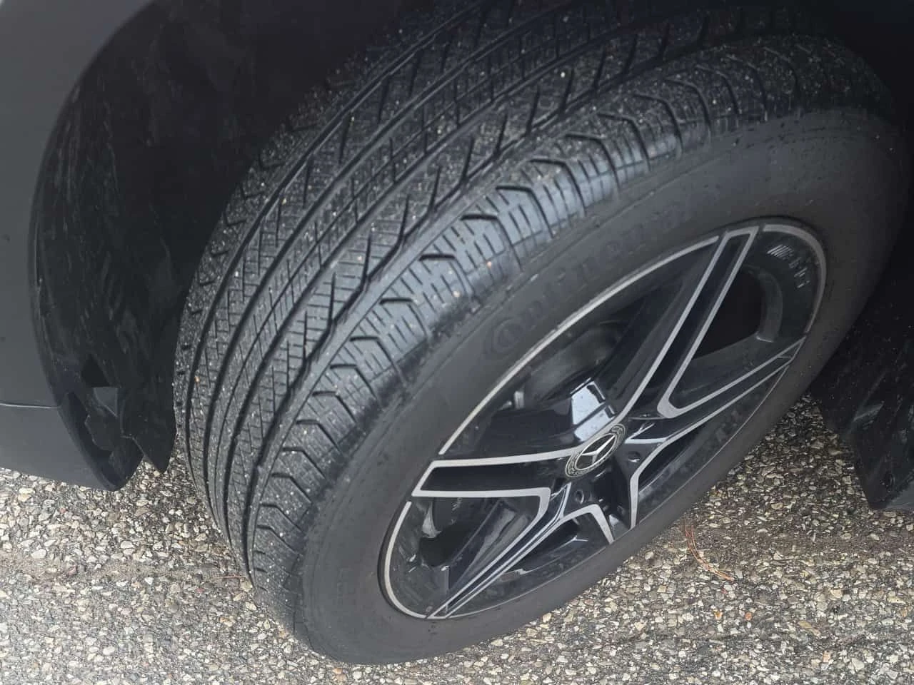 Mercedes-Benz GLB * 250 * CARFAX * 360 * ПОДГРЕВИ * ПАМЕТ * CARPLAY, снимка 7 - Автомобили и джипове - 54084462