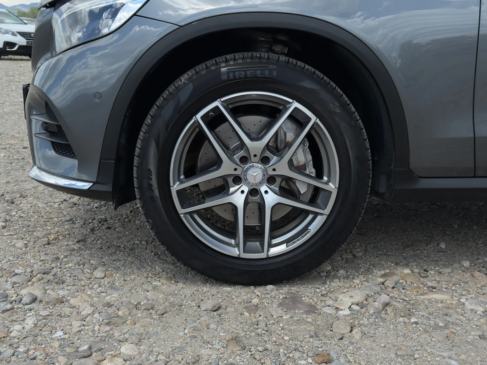 Mercedes-Benz GLC 220 2.2d AMG 4x4/9G-tronic/Airmatic/Собствен лизинг, снимка 17 - Автомобили и джипове - 54429818