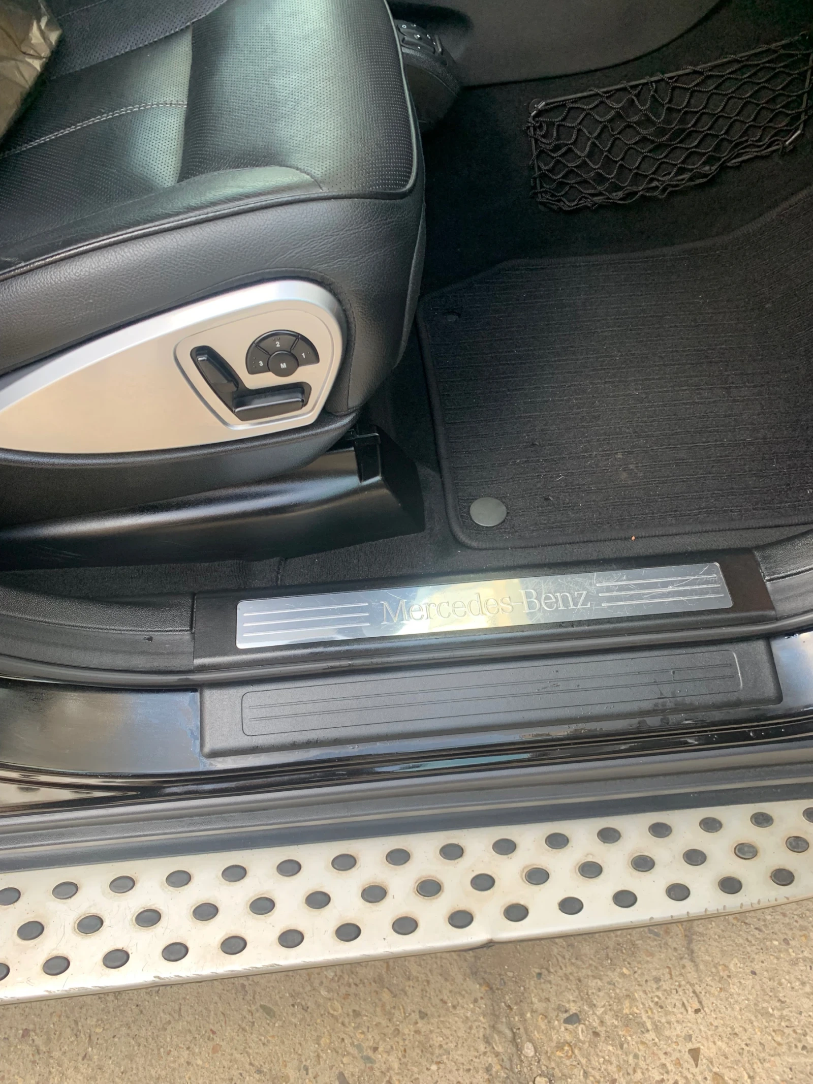 Mercedes-Benz GL 350, снимка 12 - Автомобили и джипове - 54631583