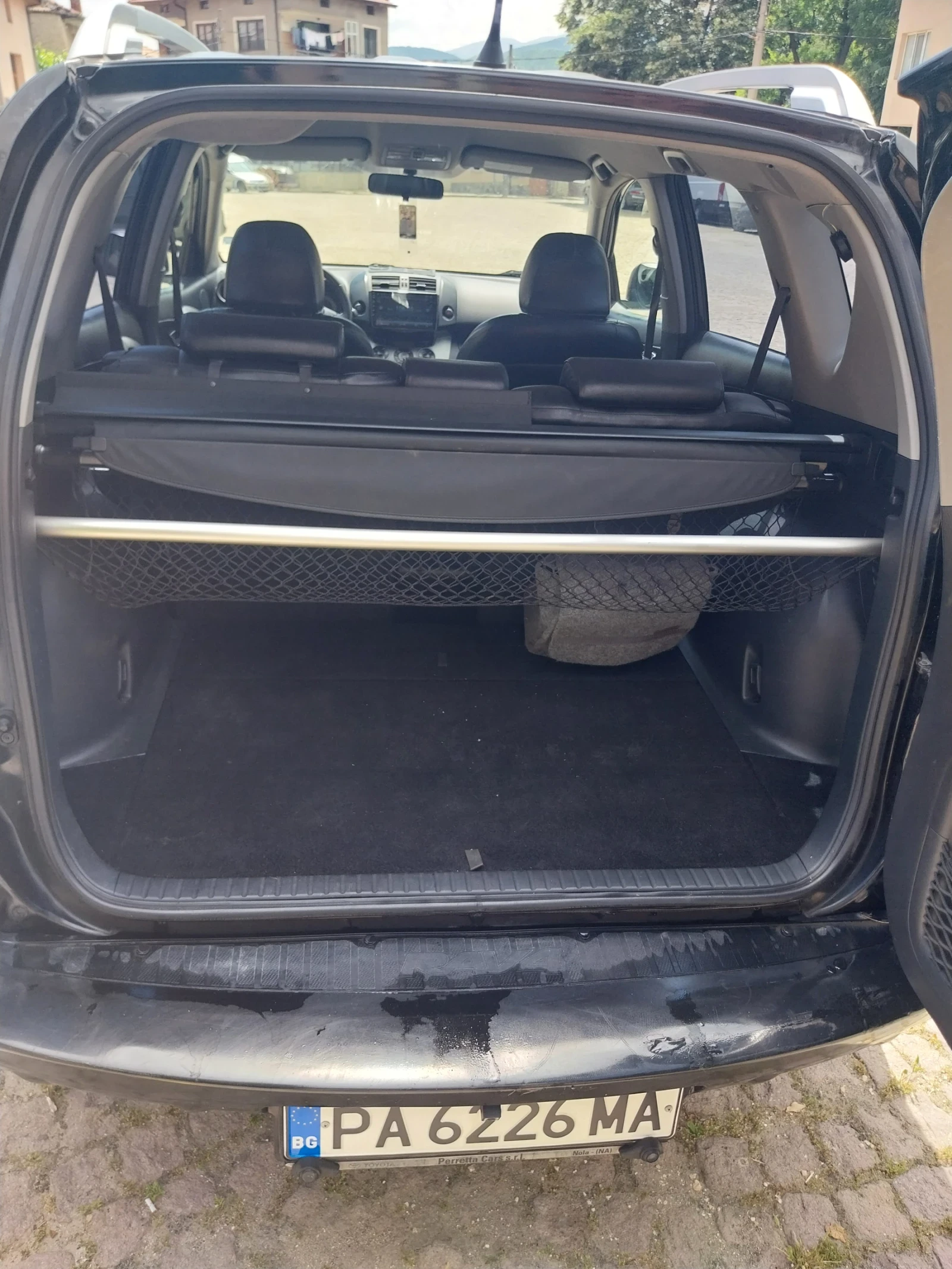 Toyota Rav4, снимка 8 - Автомобили и джипове - 54807804
