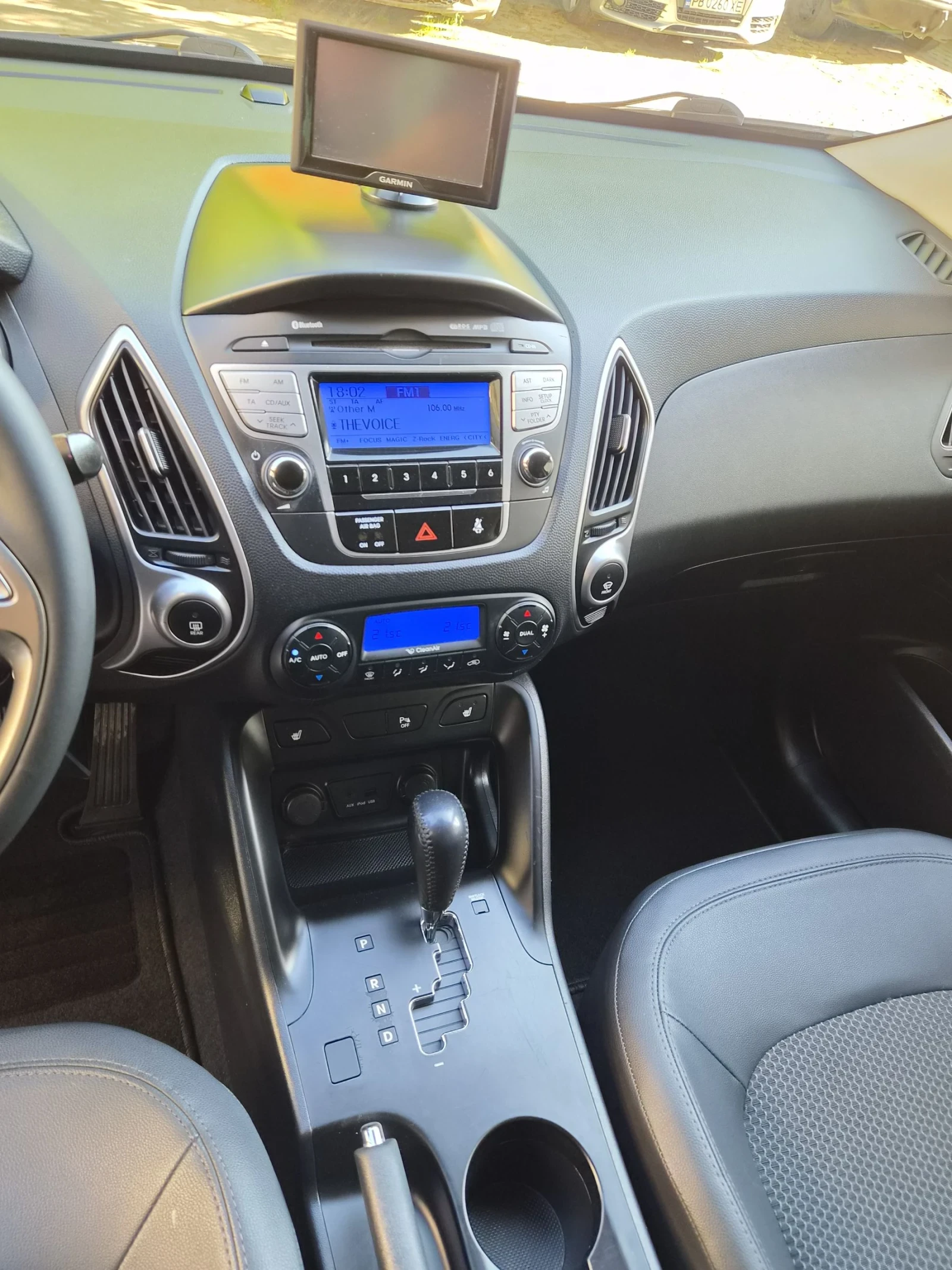 Hyundai IX35 2.0i AUTOMAT 4X4 163ps EURO5b 165573km, снимка 7 - Автомобили и джипове - 54988001