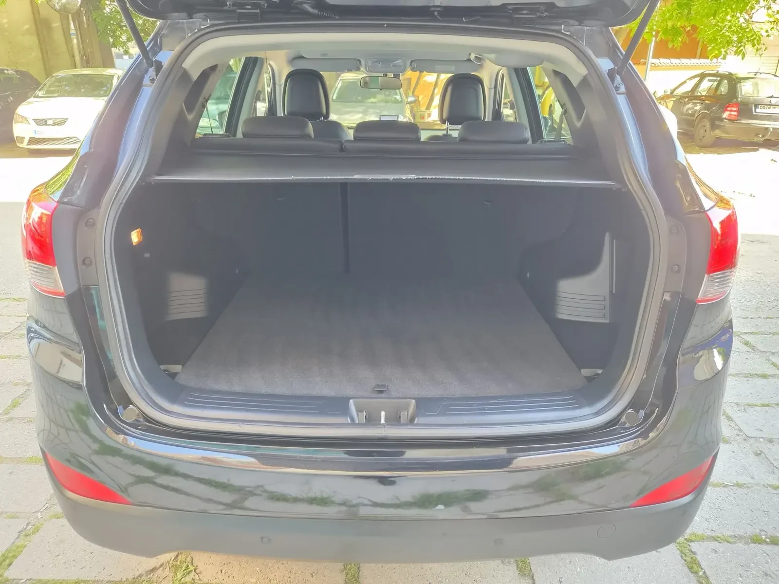 Hyundai IX35 2.0i AUTOMAT 4X4 163ps EURO5b 165573km, снимка 11 - Автомобили и джипове - 54988001