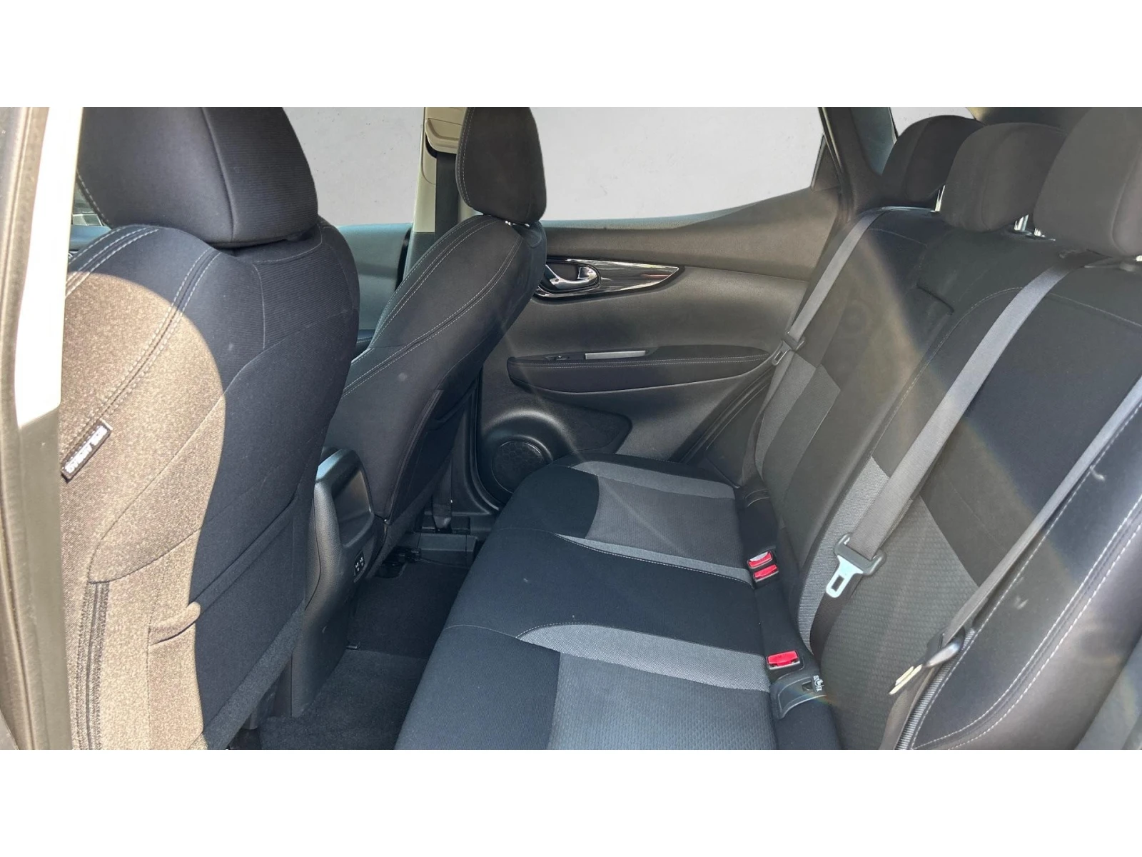 Nissan Qashqai DIG-T N-Connecta, Месечна вноска от 220  , снимка 11 - Автомобили и джипове - 55146855