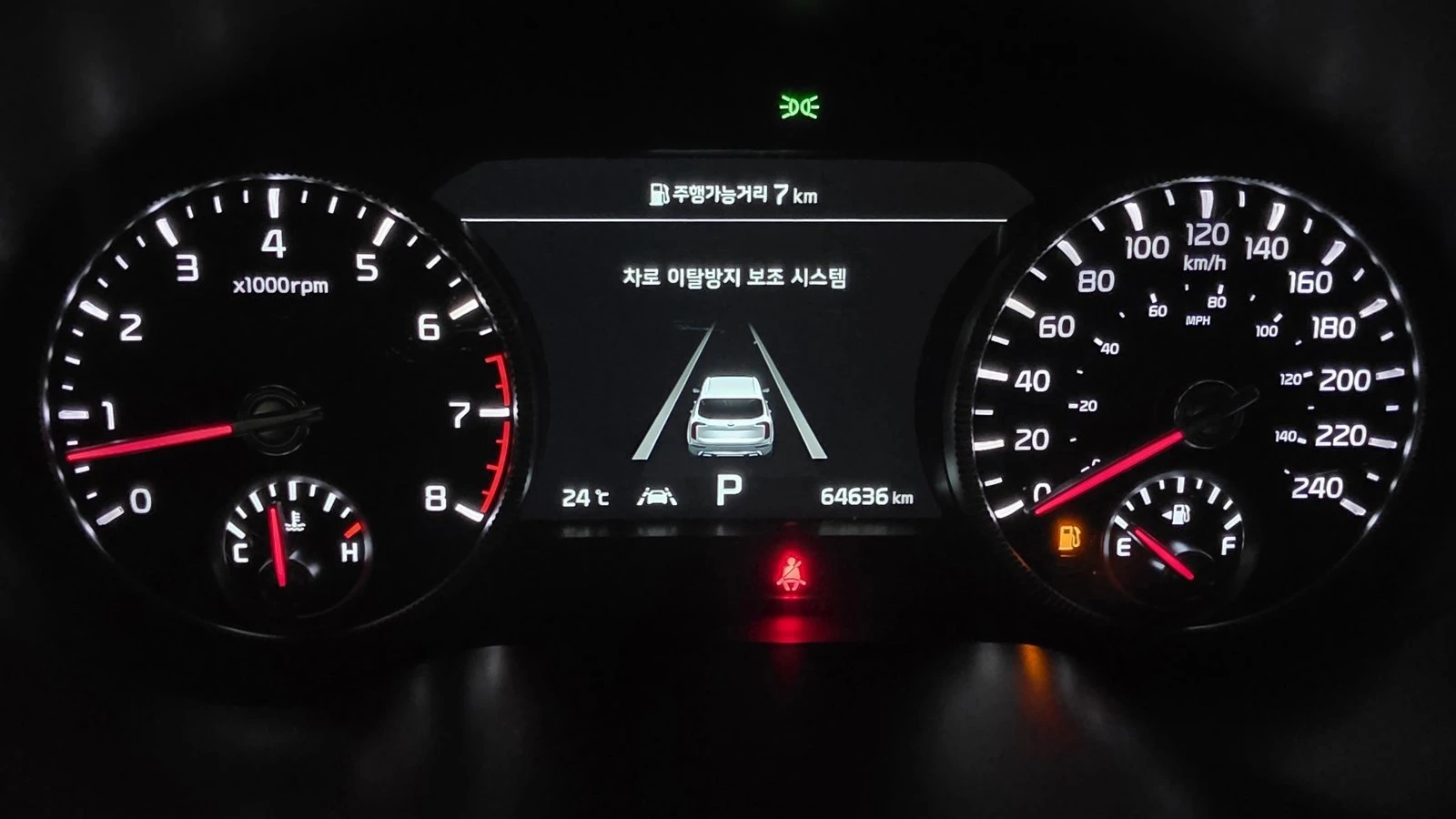 Kia Telluride 3.8* ЛЮК* ОБДУХВАНЕ* HUD* 360* КРАЙНА ЦЕНА, снимка 8 - Автомобили и джипове - 55385655