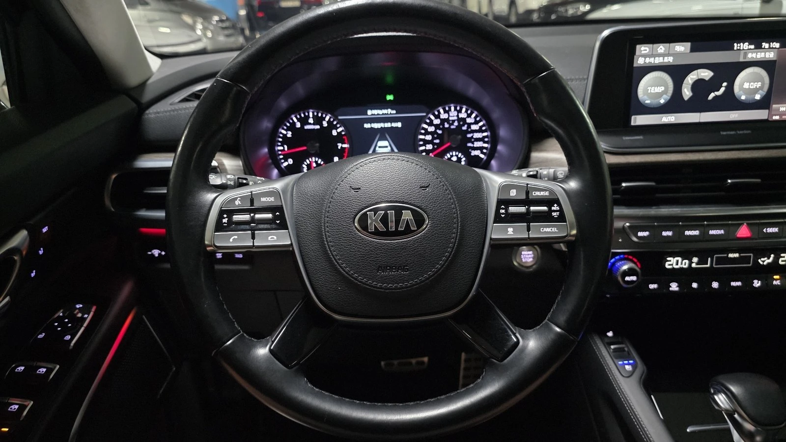 Kia Telluride 3.8* ЛЮК* ОБДУХВАНЕ* HUD* 360* КРАЙНА ЦЕНА, снимка 12 - Автомобили и джипове - 55385655