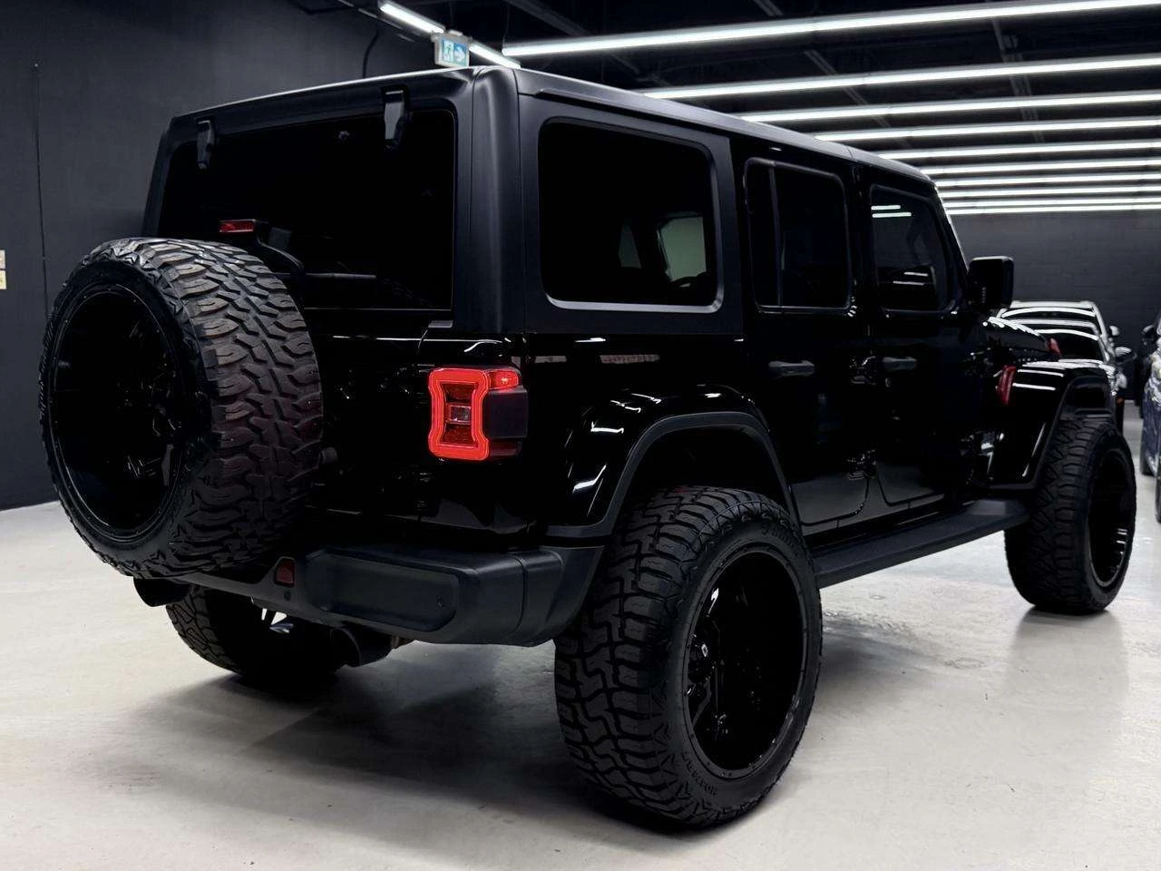 Jeep Wrangler UNLIMITED SAHARA, 4X4, ЦЕНА до БГ, снимка 4 - Автомобили и джипове - 55478857