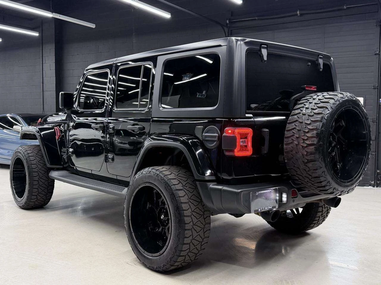 Jeep Wrangler UNLIMITED SAHARA, 4X4, ЦЕНА до БГ, снимка 6 - Автомобили и джипове - 55478857