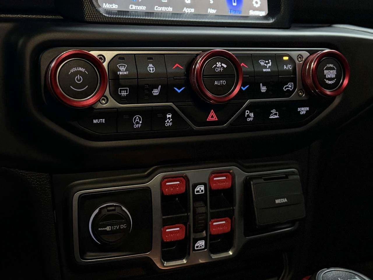 Jeep Wrangler UNLIMITED SAHARA, 4X4, ЦЕНА до БГ, снимка 14 - Автомобили и джипове - 55478857