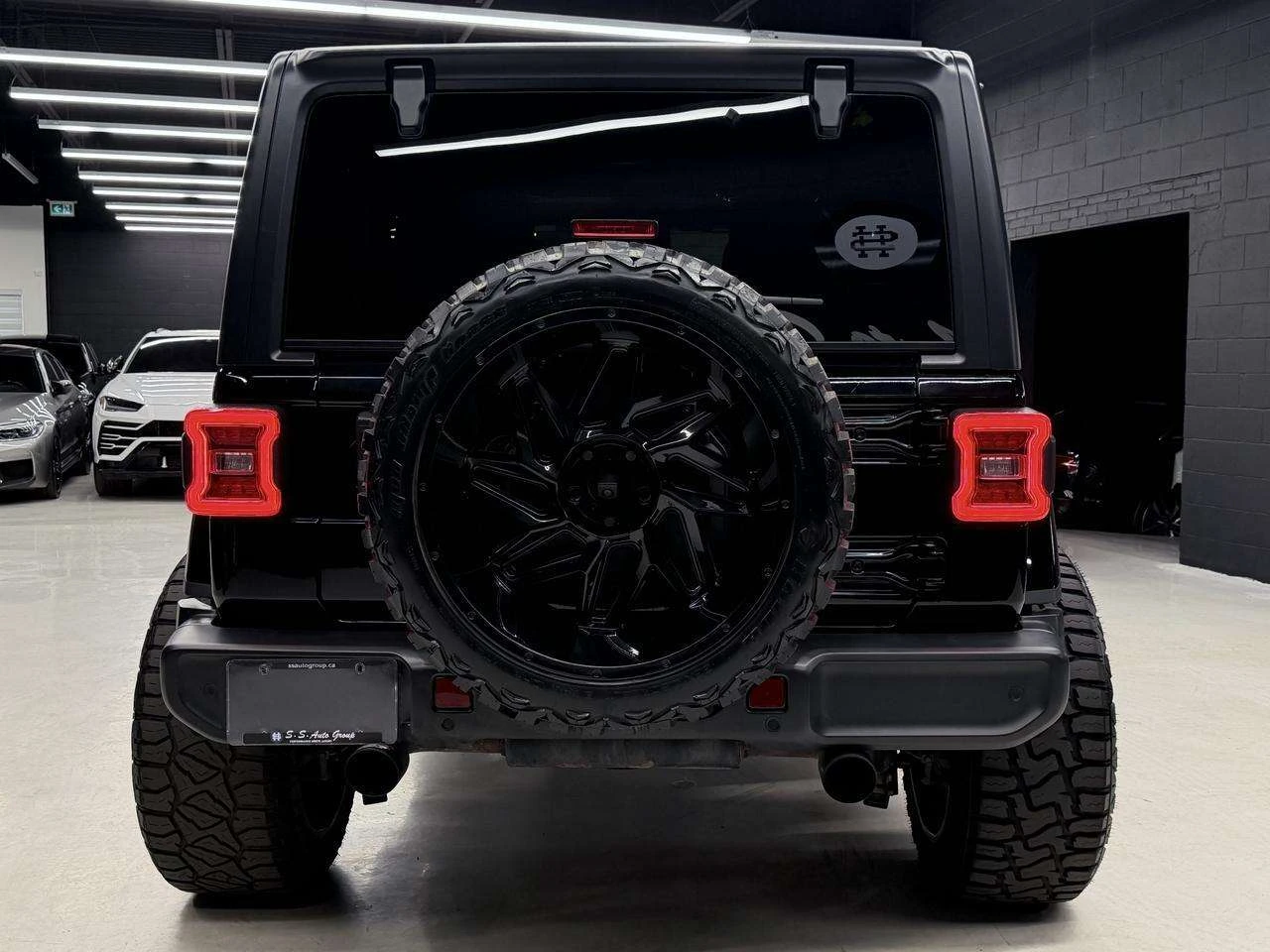 Jeep Wrangler UNLIMITED SAHARA, 4X4, ЦЕНА до БГ, снимка 5 - Автомобили и джипове - 55478857