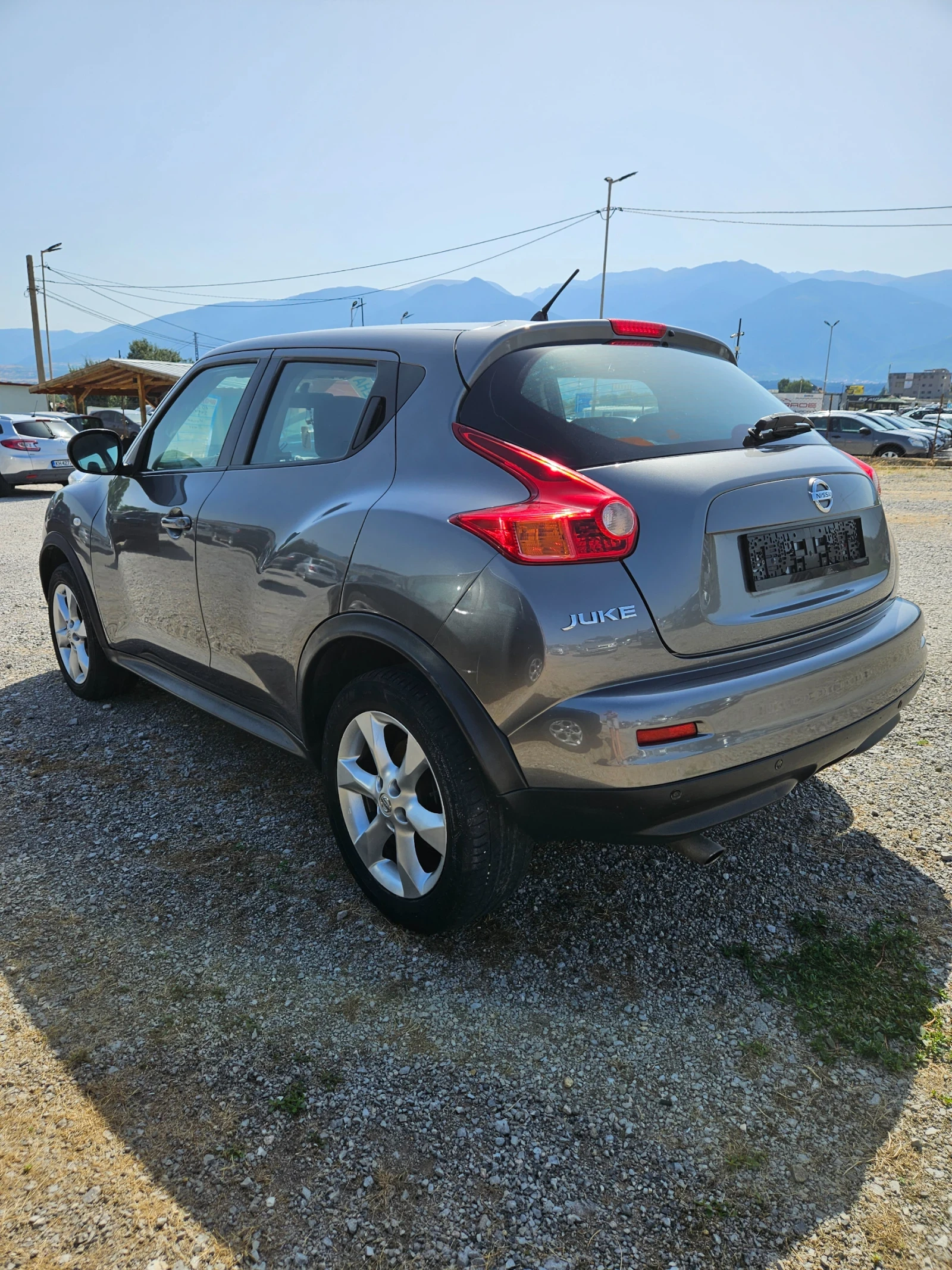 Nissan Juke 1.5 дизел, снимка 6 - Автомобили и джипове - 55687500
