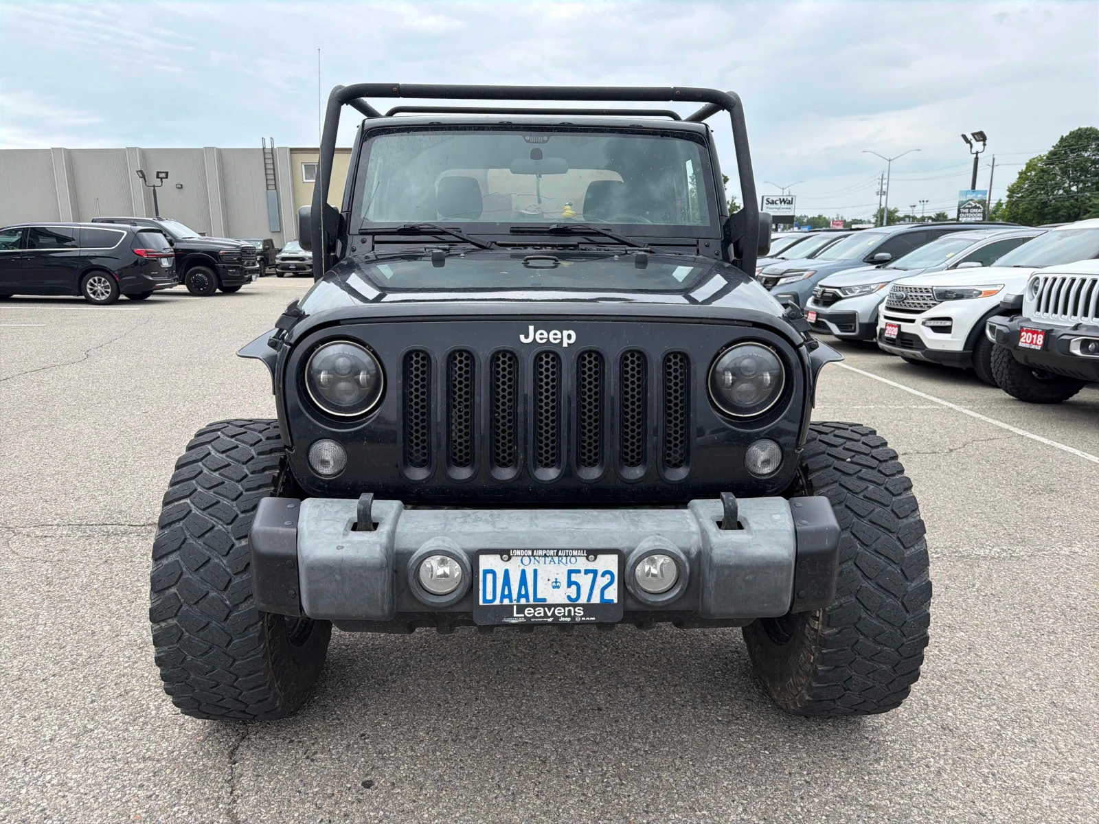 Jeep Wrangler * Sport * АВТОКРЕДИТ БЕЗ ПЪРВОНАЧАЛНА ВНОСКА* , снимка 6 - Автомобили и джипове - 55899098