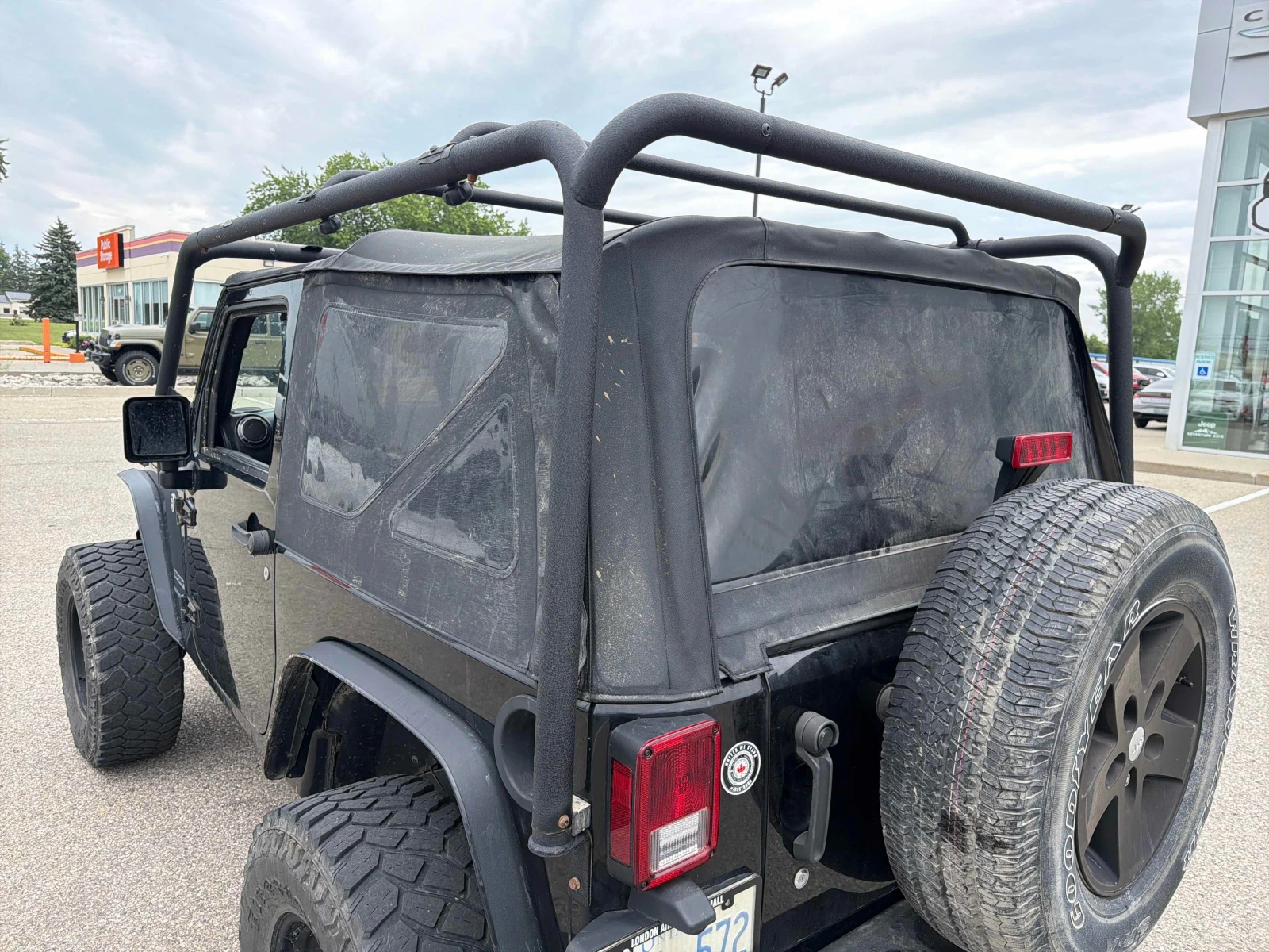 Jeep Wrangler * Sport * АВТОКРЕДИТ БЕЗ ПЪРВОНАЧАЛНА ВНОСКА* , снимка 11 - Автомобили и джипове - 55899098