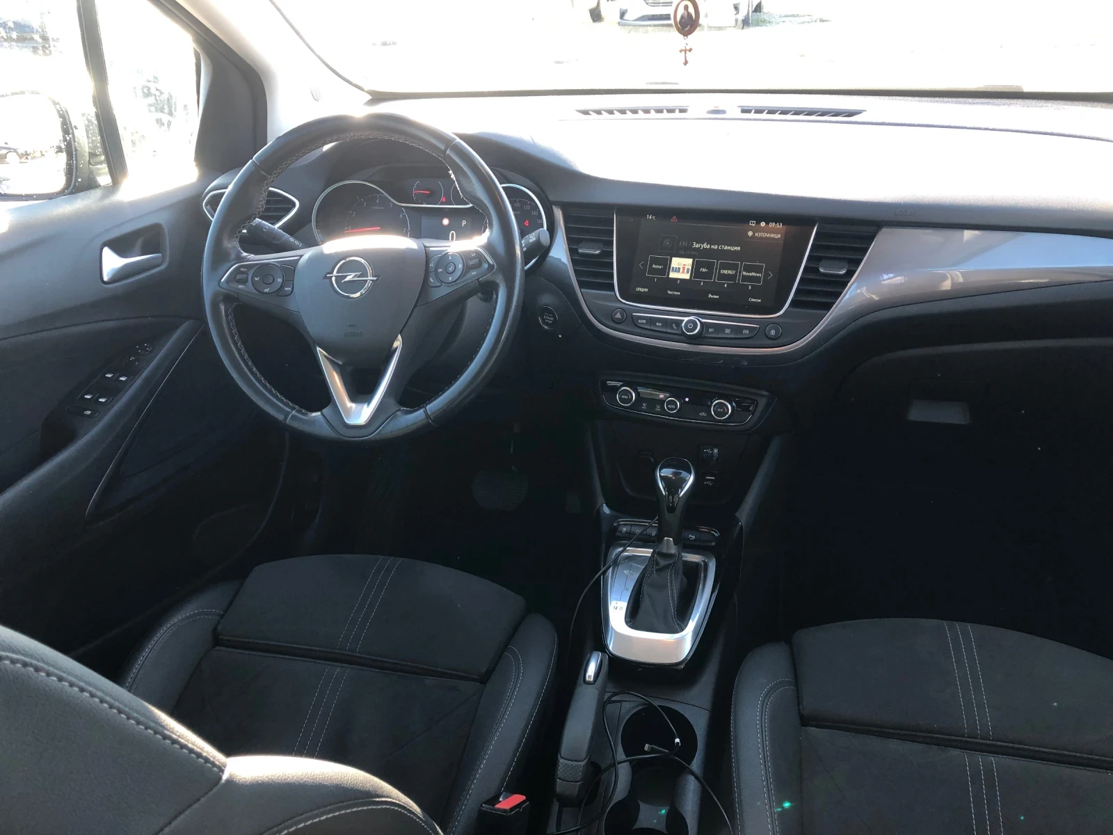 Opel Crossland X, снимка 8 - Автомобили и джипове - 56343153