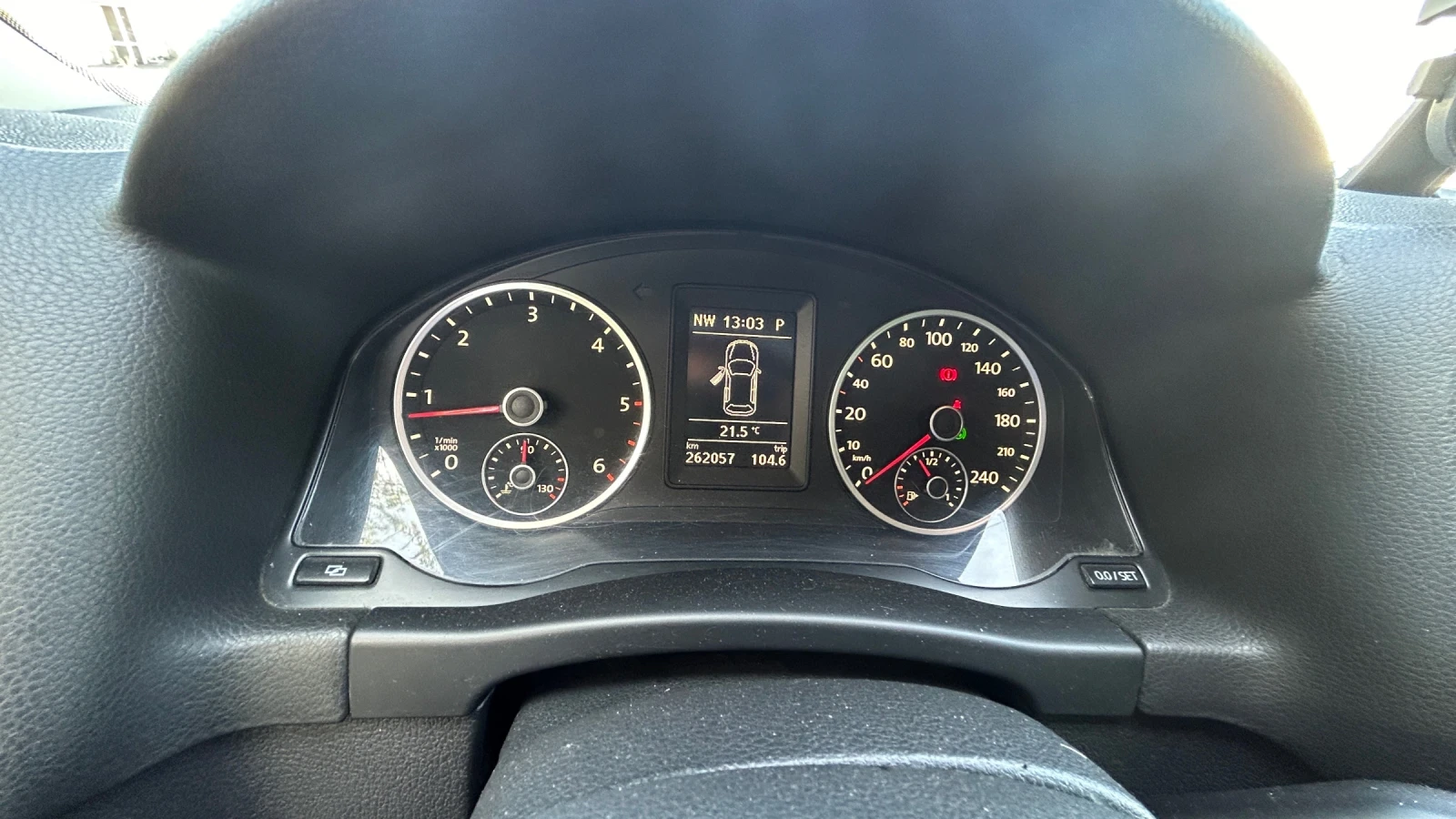 VW Tiguan, снимка 16 - Автомобили и джипове - 56427154