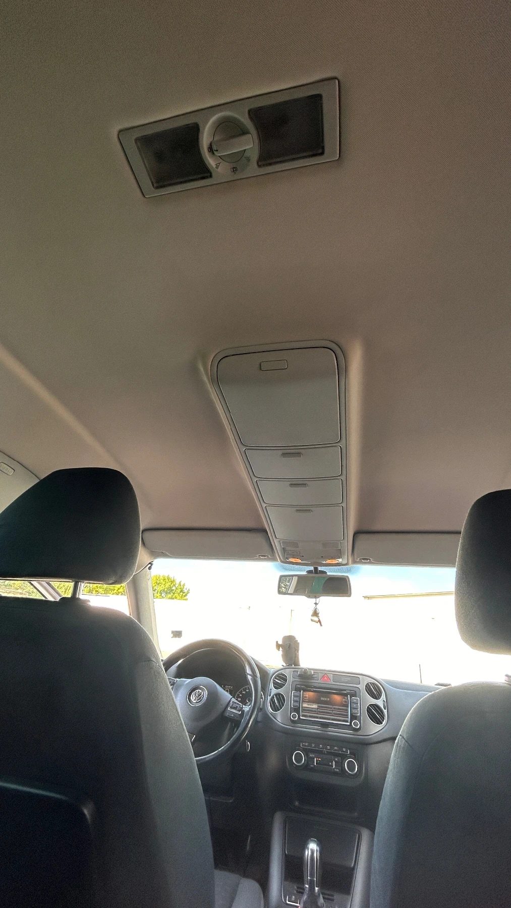 VW Tiguan, снимка 12 - Автомобили и джипове - 56427154