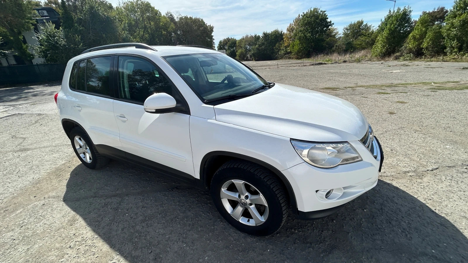 VW Tiguan, снимка 2 - Автомобили и джипове - 56427154