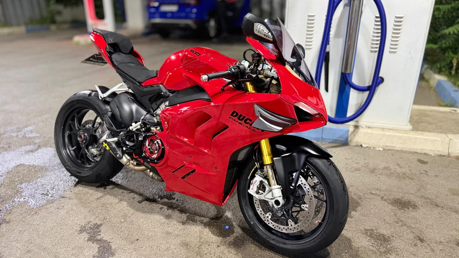 Ducati Panigale V4S, снимка 2 - Мотоциклети и мототехника - 55513648