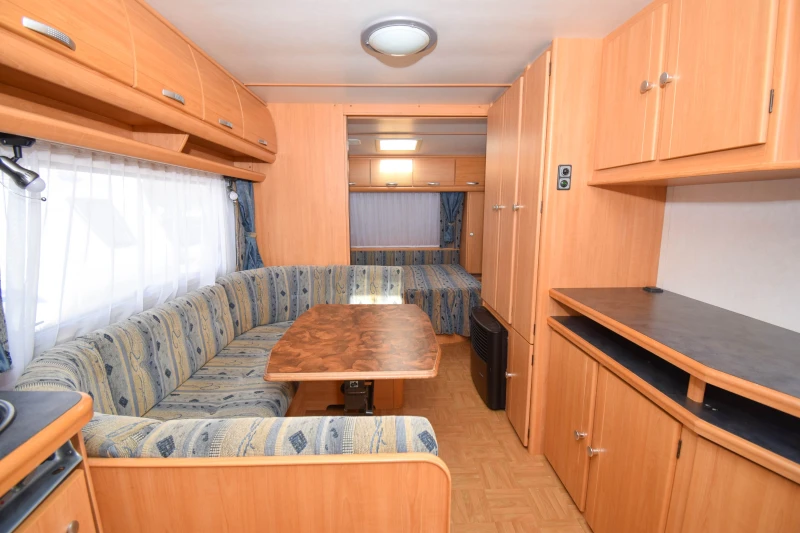 Каравана LMC MUNSTERLAND 650 MFK+ ФОРСЕЛТ, снимка 7 - Каравани и кемпери - 53157281