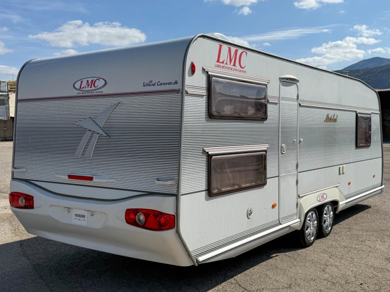 Каравана LMC MUNSTERLAND 650 MFK+ ФОРСЕЛТ, снимка 2 - Каравани и кемпери - 53157281