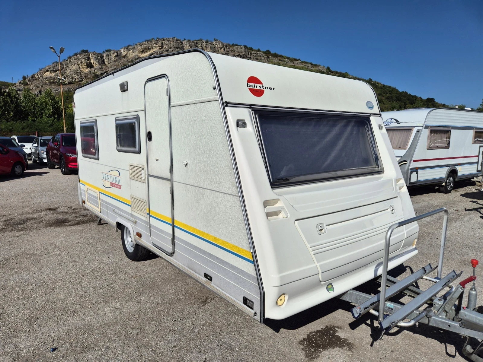 Каравана Burstner 4 МЕСТА WC БАНЯ ФОРСЕЛТ , снимка 1