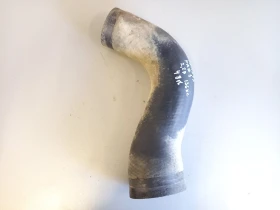 Маркуч турбо Тойота Рав4 2.2д (н)