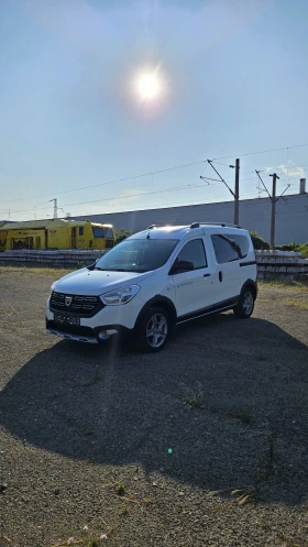 Dacia Dokker 1.6 SCe / фабрична Газ , снимка 1