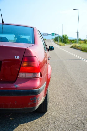 VW Bora 1.6 SR | Mobile.bg    11