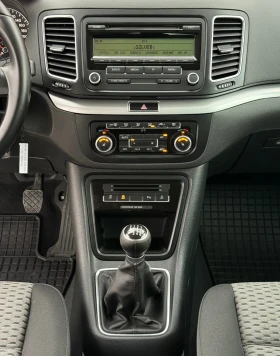 VW Sharan 2.0TDi 140к.с * Ксенон* * Климатроник*  - 12800 лв. / 6544.54 € - 54249026 15