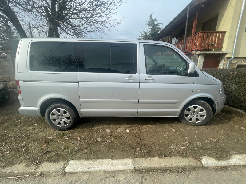 VW Multivan 2.5 TDI (174kc), снимка 2 - Автомобили и джипове - 44711131