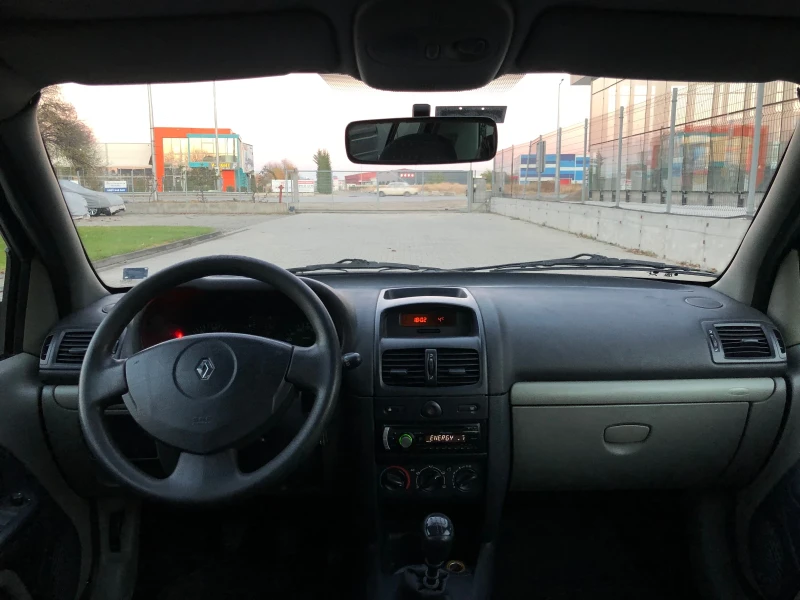 Renault Clio 1.5 DCI Facelift, снимка 13 - Автомобили и джипове - 48003260