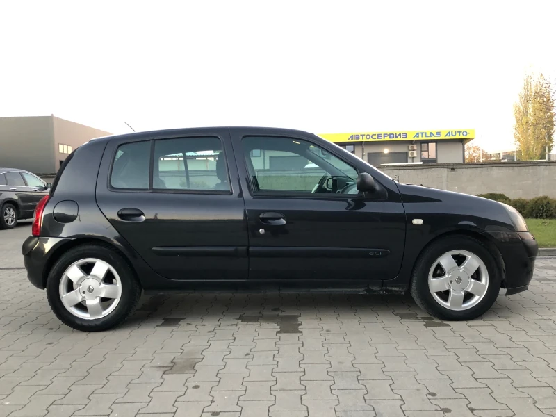 Renault Clio 1.5 DCI Facelift, снимка 9 - Автомобили и джипове - 48003260