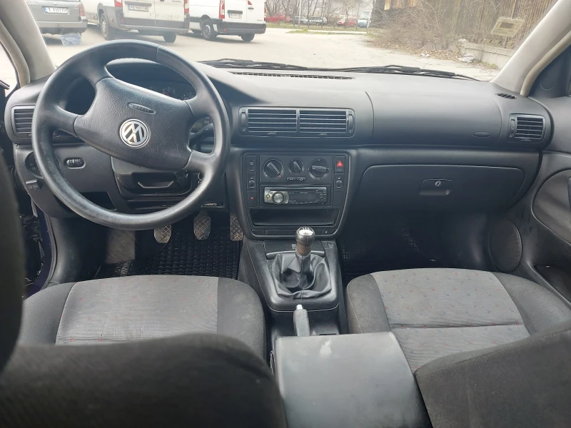 VW Passat 1.6iбензин газ, снимка 9 - Автомобили и джипове - 48008063